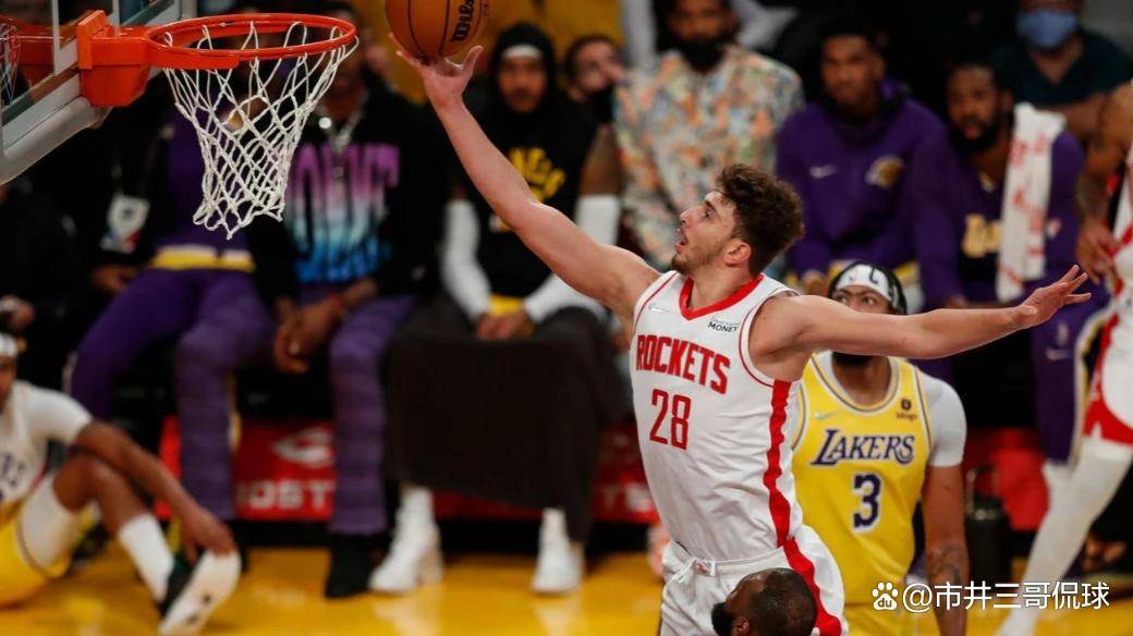 里程碑夜！深圳男篮调整名单，社区盾窗口期刷纪录，球迷炸锅，阵容厚度经受考验的简单介绍-欧宝官方网站