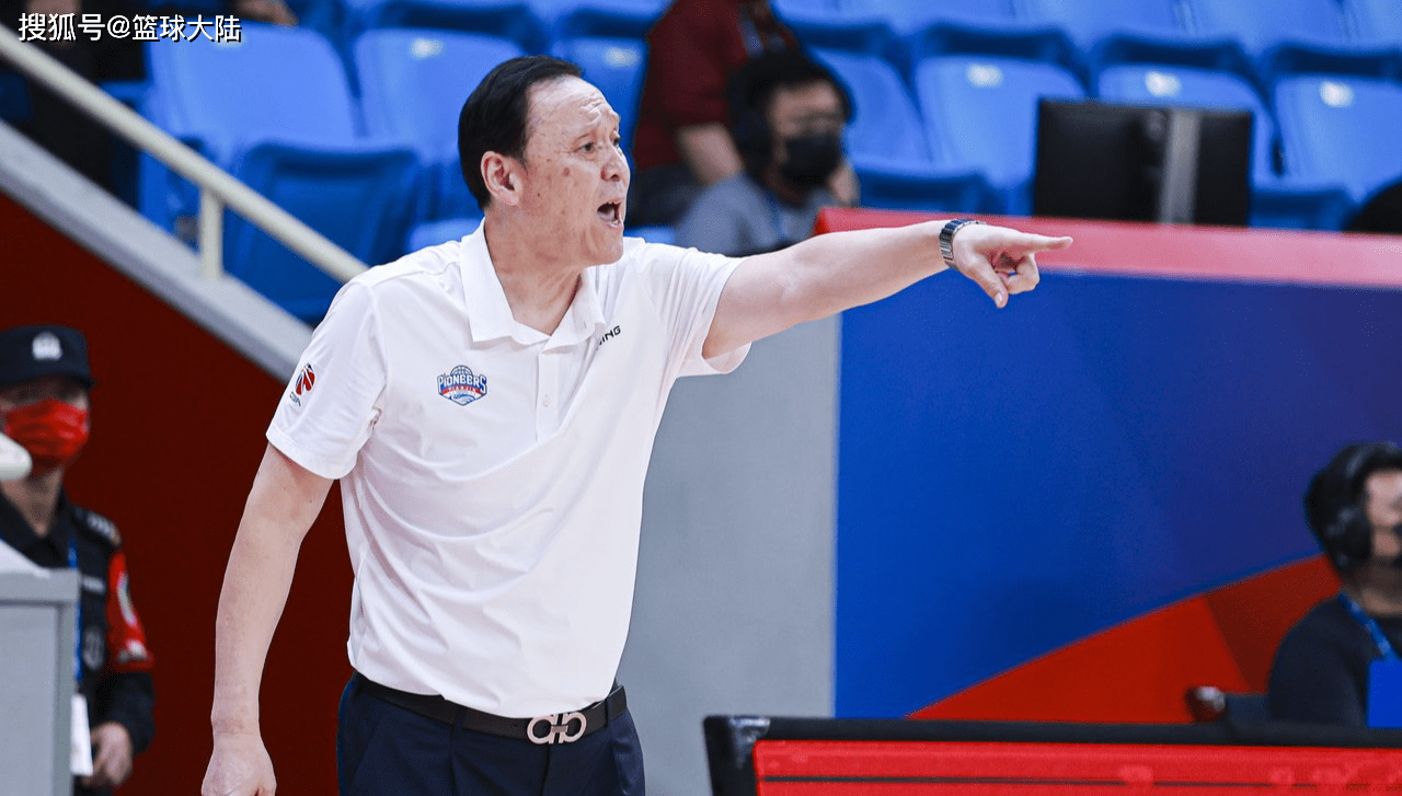 关于今夜CBA季后赛传出新动向，利物浦完成体检，管理层表态——管理层满意，心理建设被强调的信息